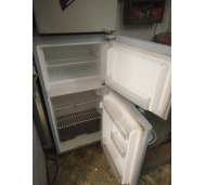 Tủ lạnh DAEWOO 140L mới 85%