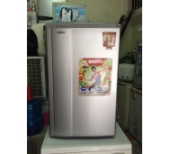 Tủ lạnh Sanyo SR-9JR  90L mới 93 %