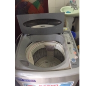 Máy giặt SANYO 6,8Kg .