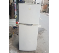 Tủ lạnh Electrolux 187L ga lốc nguyên chưa sửa chữa