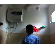 Sửa chữa bình nóng lạnh, xúc xả, vệ sinh bình nóng lạnh tại nhà tại Hà Nội