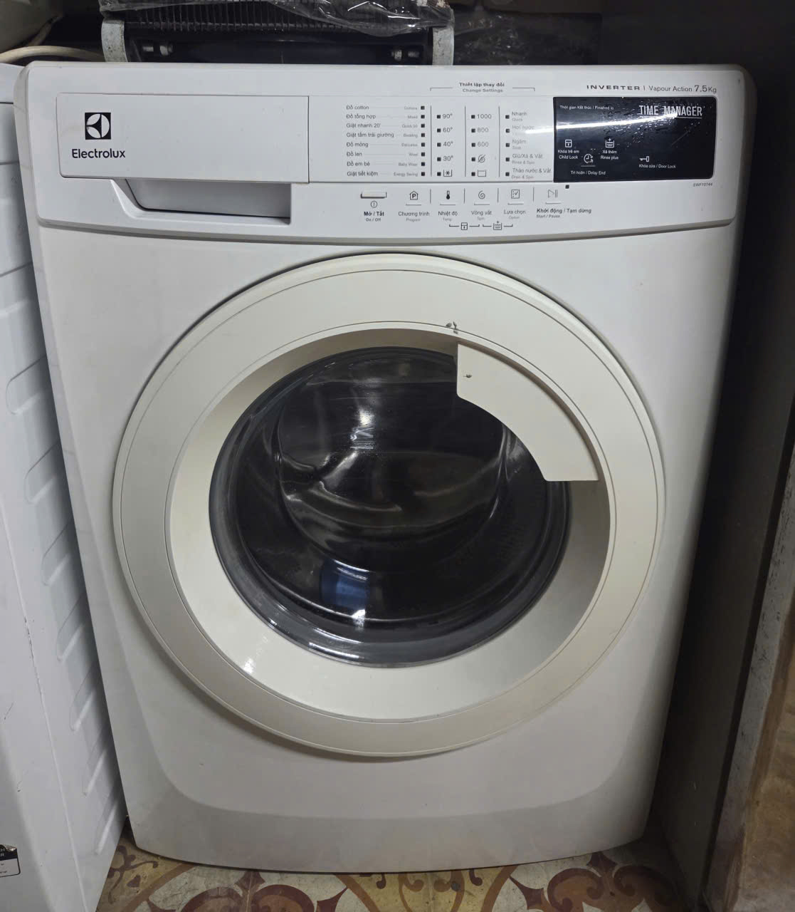 Máy giặt Electrolux 7,5Kg . Máy giặt Electrolux 7,5Kg .